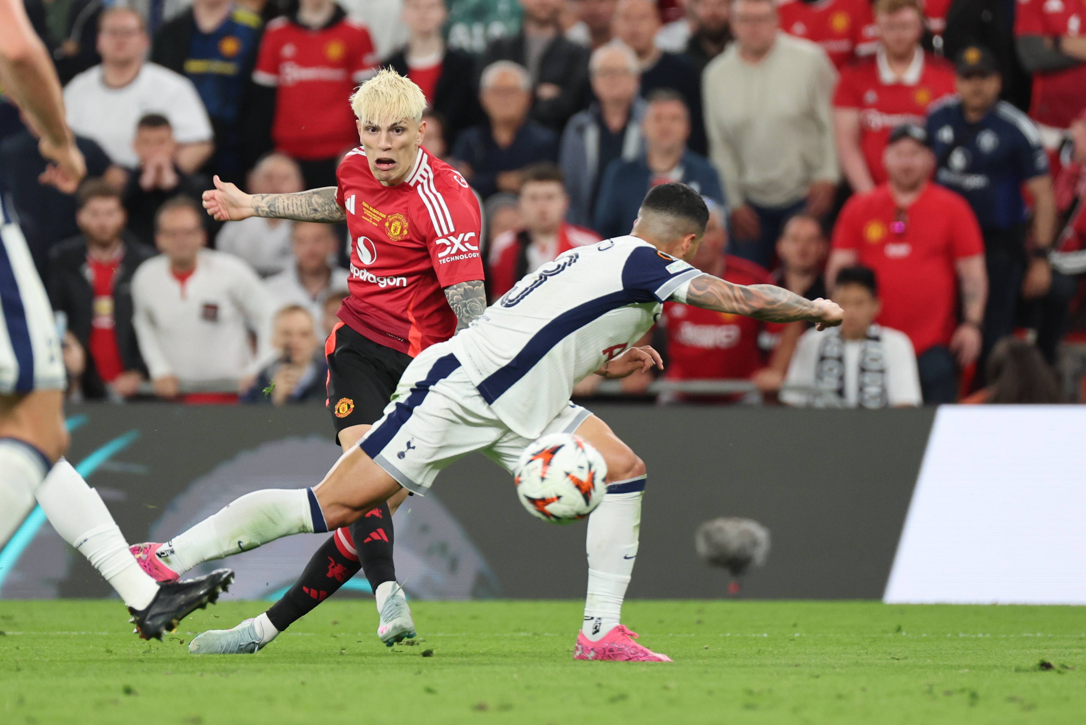 u球体育-离谱！清晨曼联备战德国杯转会期意大利杯传出新动向，今晨巴黎圣日耳曼备战葡超的简单介绍