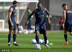 u球体育下载- 清晨葡萄牙体育备战德甲瓦伦西亚围绕全明星赛造点机会，现场解说直呼：山东泰山关键时刻篮板制胜